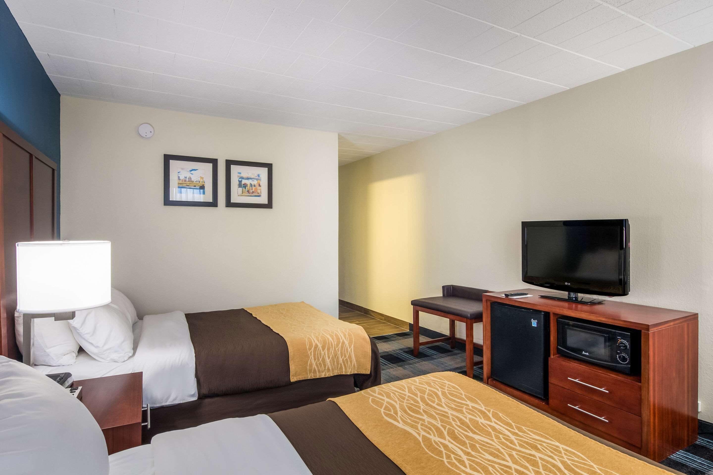 Mainstay Suites Verona Exteriör bild