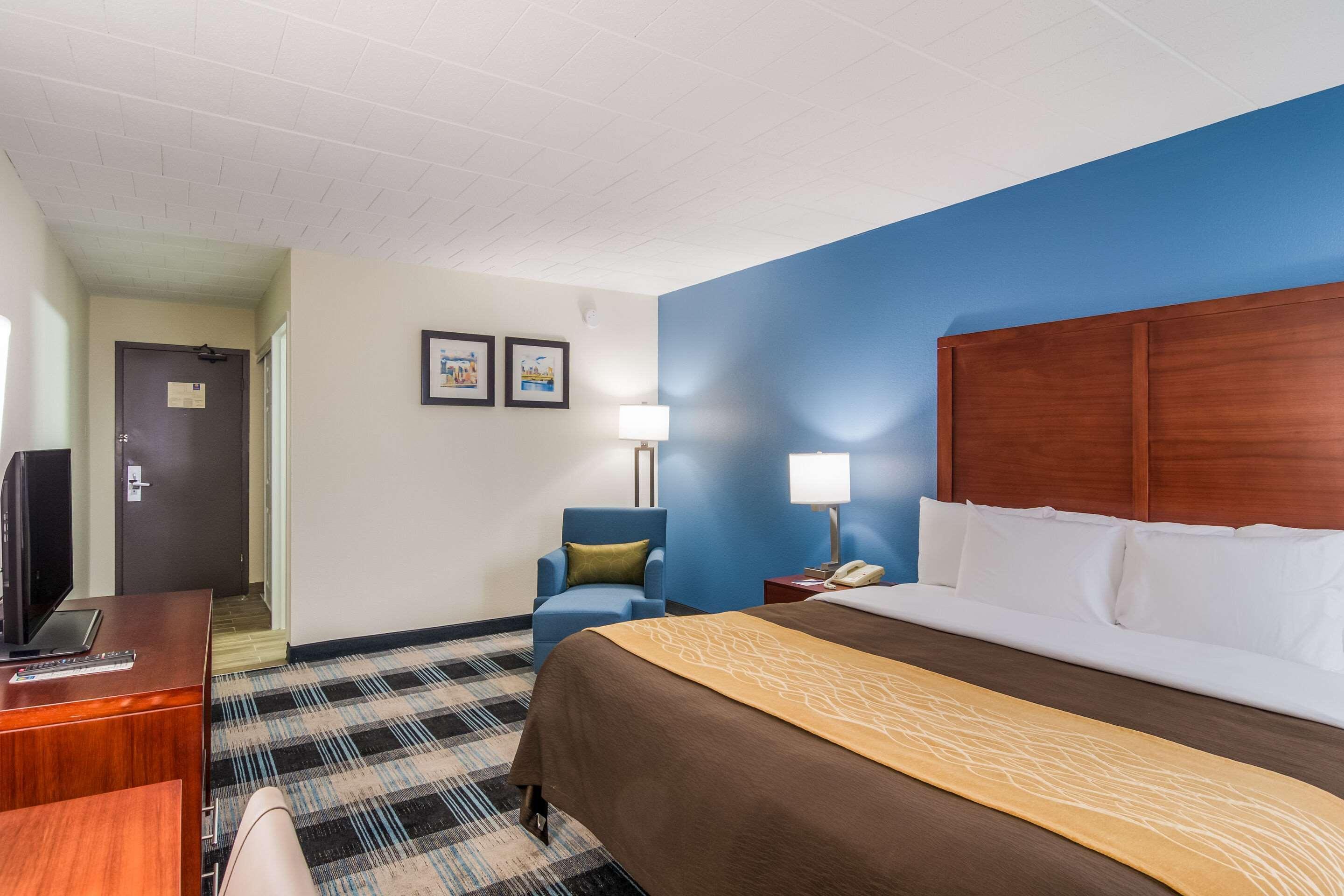 Mainstay Suites Verona Exteriör bild