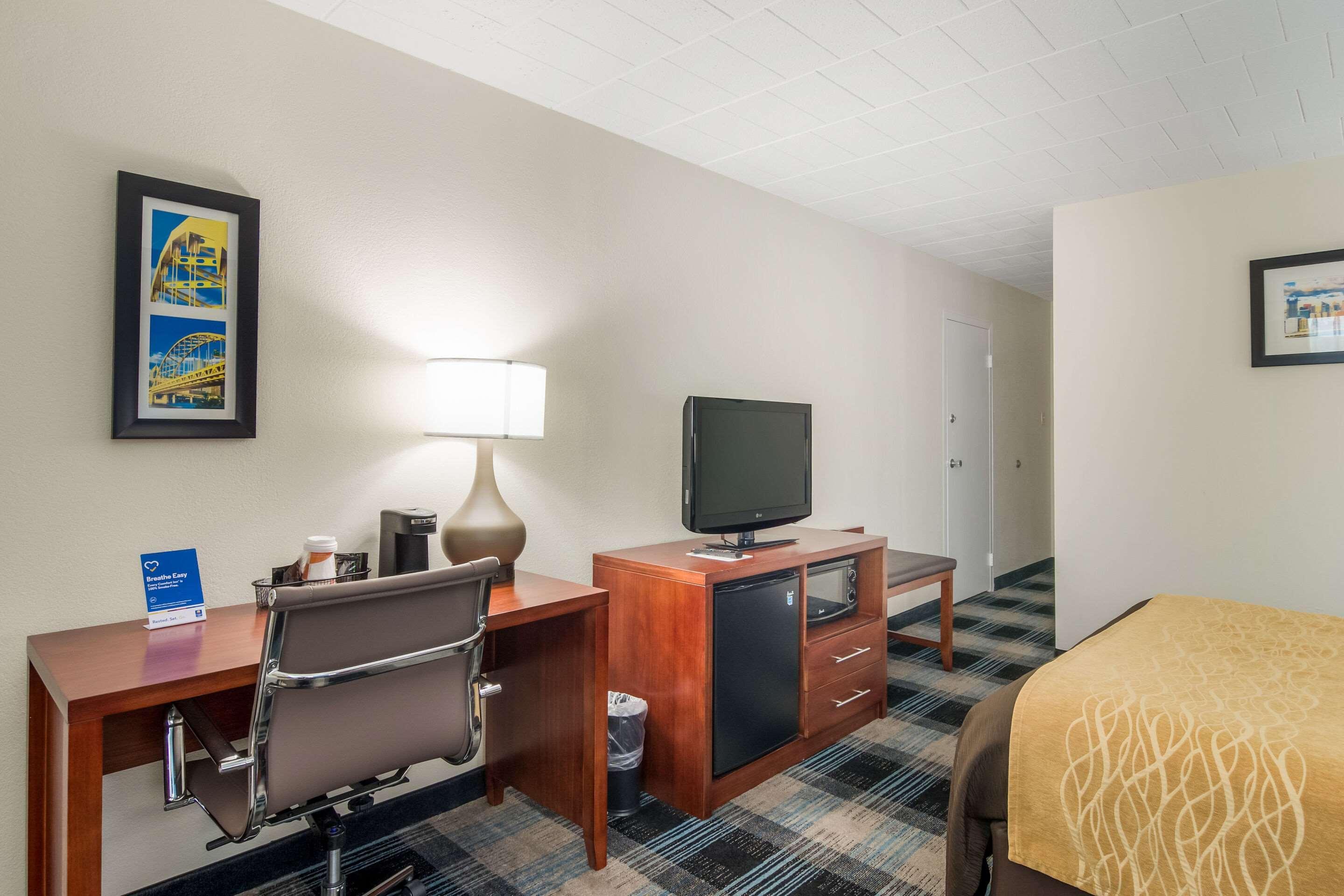 Mainstay Suites Verona Exteriör bild